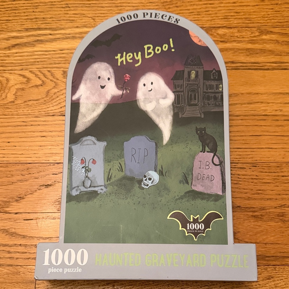 Hey Boo! Haunted Graveyard Puzzle - 1000 Pieces
